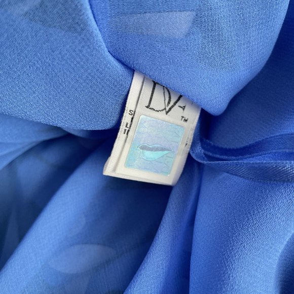 Diane Von Furstenberg Barths Maxi Dress in Riviera Buds Multi Cornflower Print - Picture 11 of 16